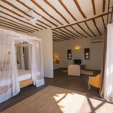Michamvi Konokono Beach Resort And Isaraya Luxury Overwater Villas מראה חיצוני תמונה