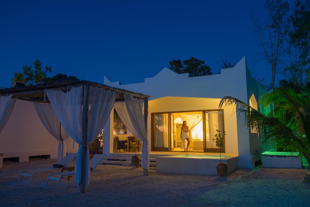 Michamvi Konokono Beach Resort And Isaraya Luxury Overwater Villas מראה חיצוני תמונה