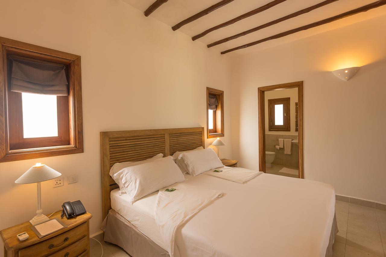 Michamvi Konokono Beach Resort And Isaraya Luxury Overwater Villas מראה חיצוני תמונה